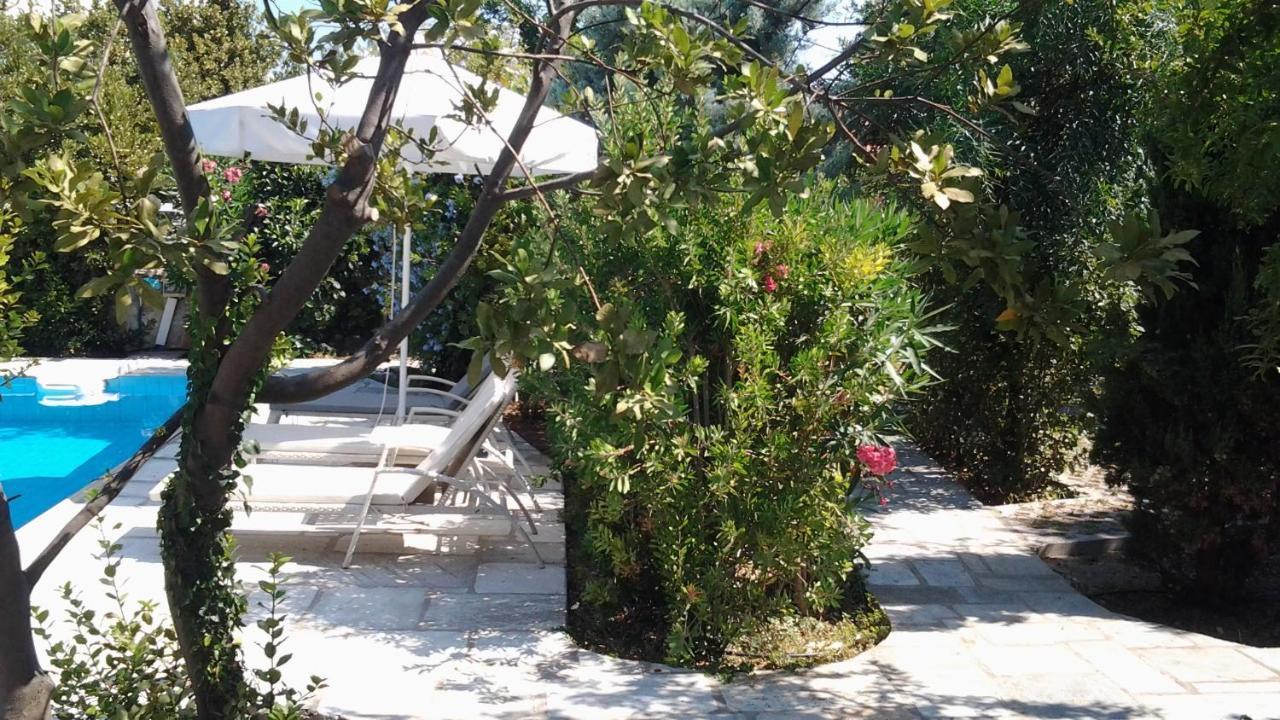 Planitas Villas Skopelos Town Exterior photo